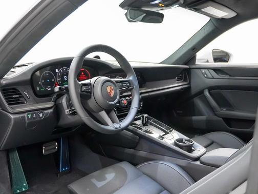 2026 Porsche 911 Carrera GTS