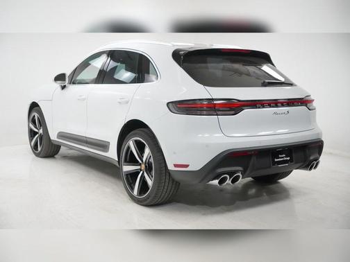 2026 Porsche Macan S