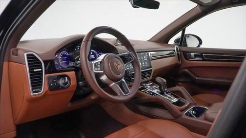 2023 Porsche Cayenne E-Hybrid S
