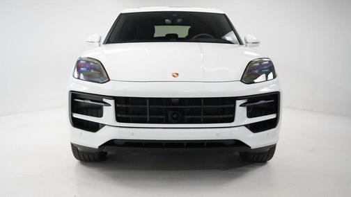 2025 Porsche Cayenne S