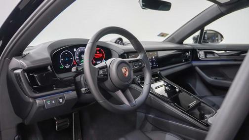 2025 Porsche Panamera 4S