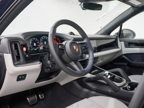 2026 Porsche Cayenne S