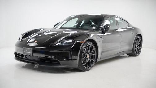 2025 Porsche Taycan 