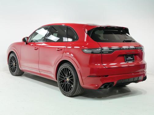 2021 Porsche Cayenne GTS
