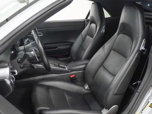 2017 Porsche 911 Carrera