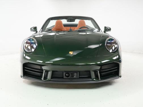 Oak Green Metallic Neo 2026 Porsche 911 911 Carrera S