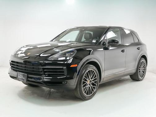 Black 2022 Porsche Cayenne Cayenne