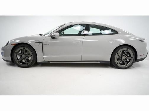 2025 Porsche Taycan Turbo