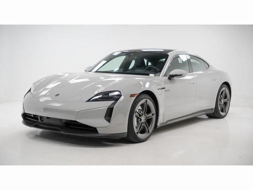 2025 Porsche Taycan Turbo