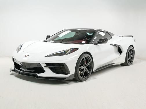 Arctic White 2021 Chevrolet Corvette Stingray w/3LT