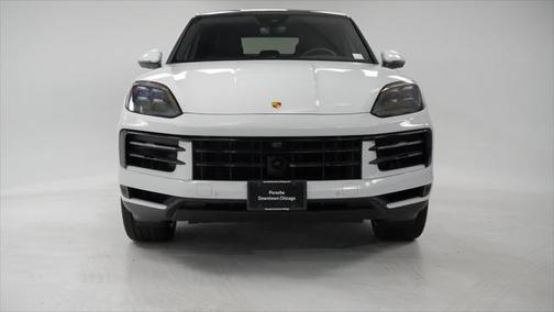 2024 Porsche Cayenne Base (Tiptronic)