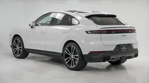 2024 Porsche Cayenne Base (Tiptronic)