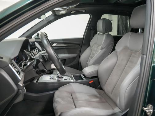 Green 2018 Audi SQ5 3.0T Premium Plus