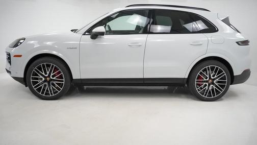 2026 Porsche Cayenne S