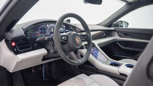 2025 Porsche Taycan GTS