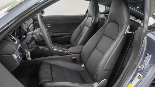 2025 Porsche 718 Cayman Style Edition