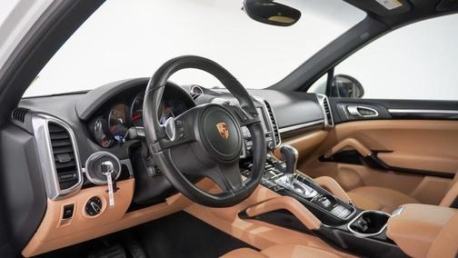 2014 Porsche Cayenne Platinum Edition