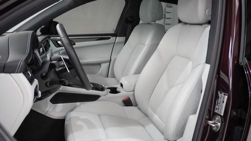 2024 Porsche Macan S