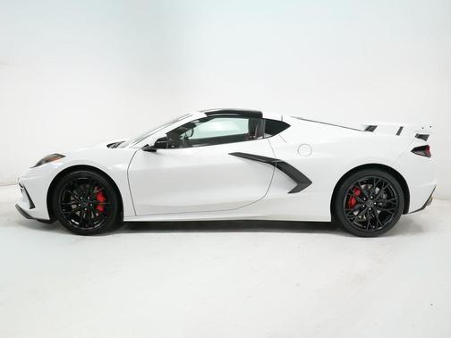 Arctic White 2023 Chevrolet Corvette Stingray w/3LT