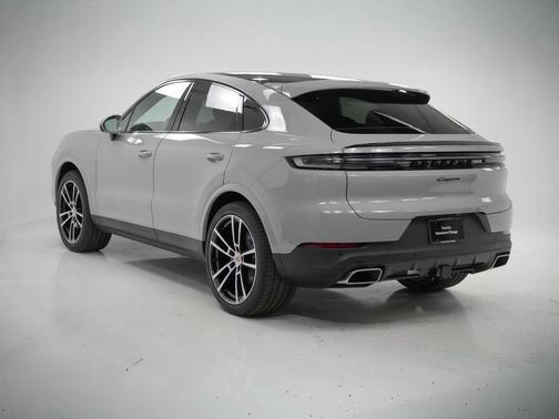 Chalk 2025 Porsche Cayenne Cayenne