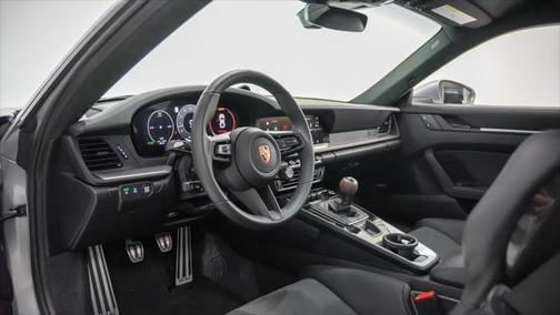2025 Porsche 911 Carrera T