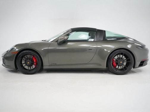 2023 Porsche 911 Targa 4 GTS