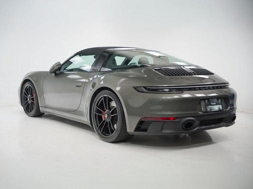 2023 Porsche 911 Targa 4 GTS