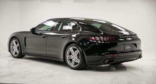 2018 Porsche Panamera 4