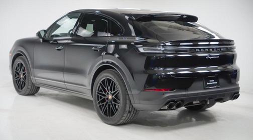 2025 Porsche Cayenne S