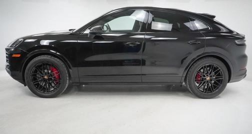 2025 Porsche Cayenne S