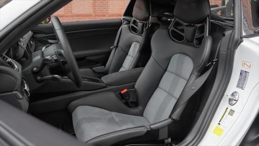 2024 Porsche 718 Cayman GT4 RS