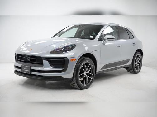 2025 Porsche Macan T