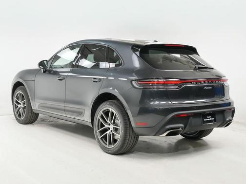 Volcano Grey Metallic 2026 Porsche Macan Macan