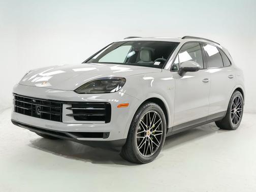 Chalk 2024 Porsche Cayenne Cayenne E-Hybrid