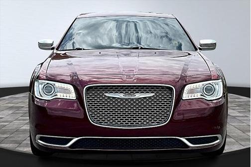 2021 Chrysler 300 Touring