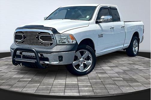 2015 RAM 1500 SLT