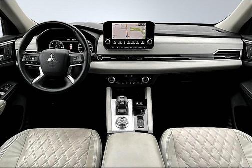 2023 Mitsubishi Outlander PHEV SEL