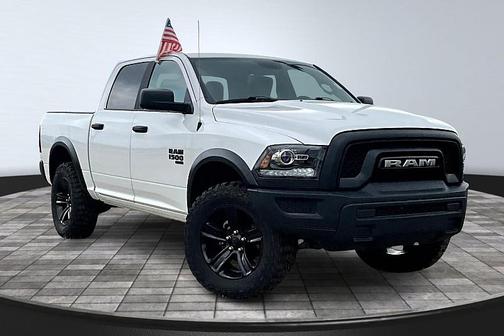 2024 RAM 1500 Classic Warlock Crew Cab 4x4 5'7' Box