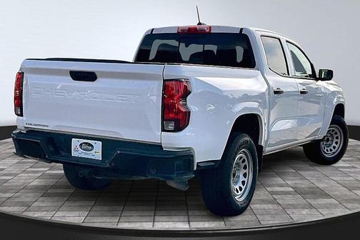 2025 Chevrolet Colorado WT