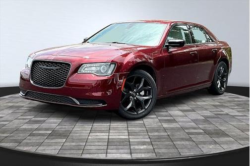 2022 Chrysler 300 Touring