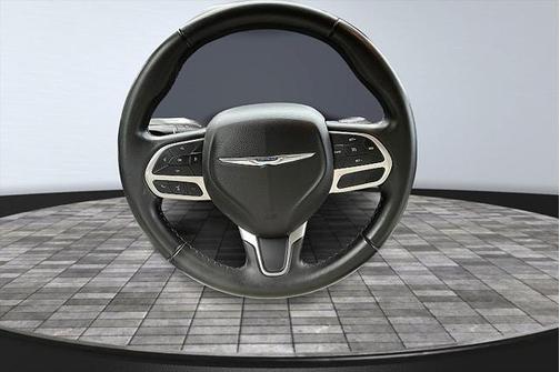 2022 Chrysler 300 Touring