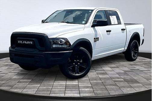 2024 RAM 1500 Classic Warlock Crew Cab 4x2 5'7' Box
