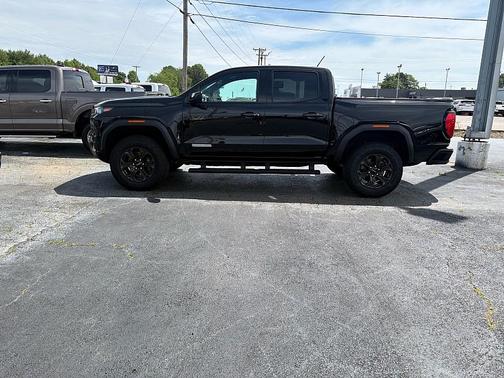 Onyx Black 2025 GMC Canyon Elevation