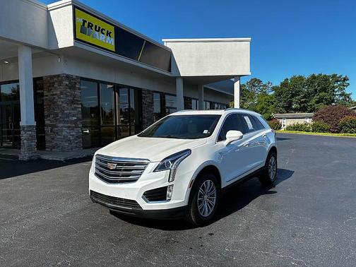 Crystal White Tricoat 2017 Cadillac XT5 Luxury