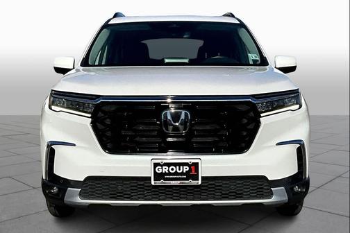 2023 Honda Pilot Touring 8-Passenger