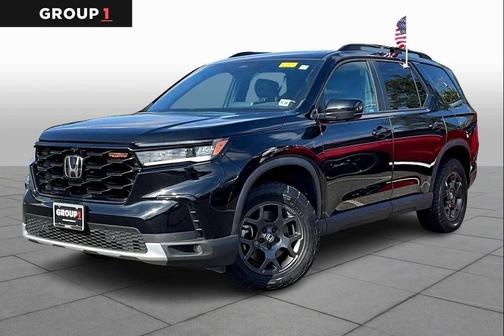 2023 Honda Pilot AWD TrailSport