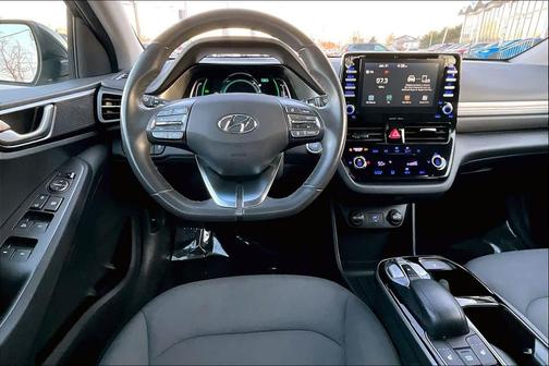 2020 Hyundai IONIQ EV SE