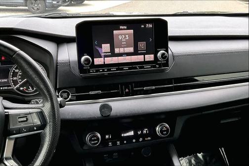 2022 Mitsubishi Outlander Black Edition 2WD