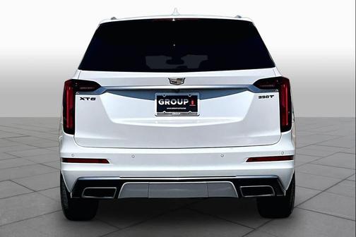 Crystal White Tricoat 2024 Cadillac XT6 Luxury FWD