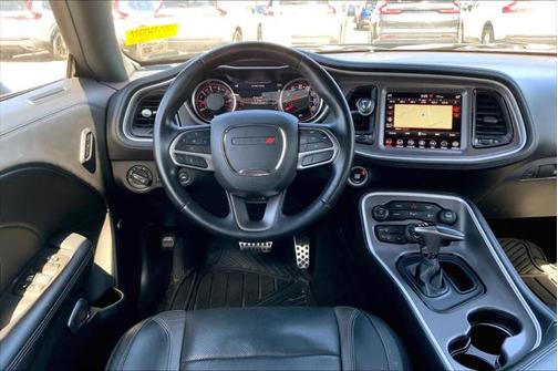 2022 Dodge Challenger SXT